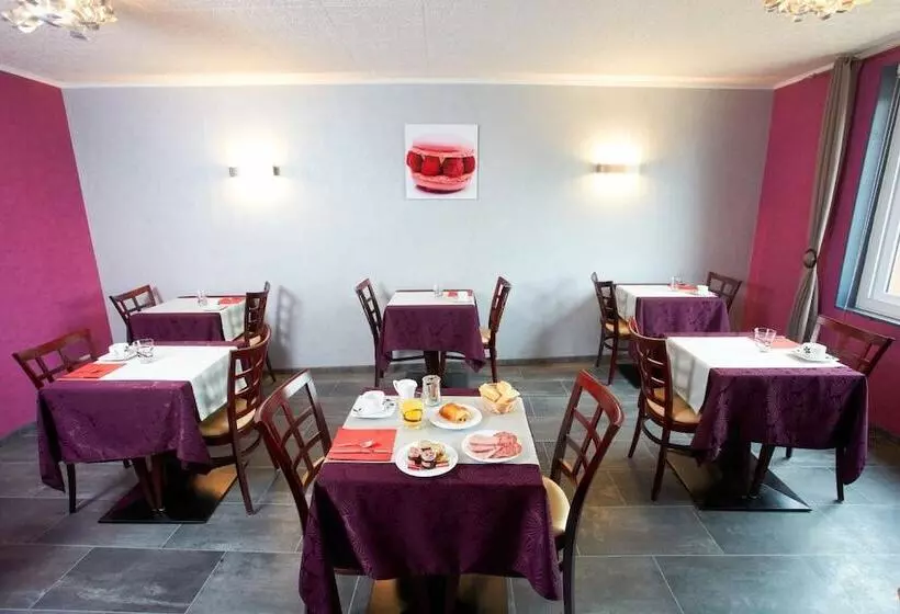 Hotelli Auberge De L Hélix