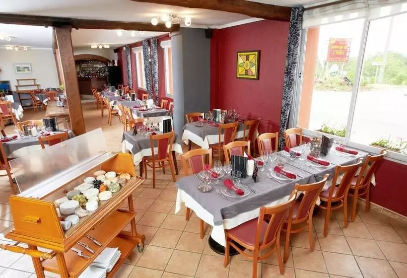 Hotelli Auberge De L Hélix