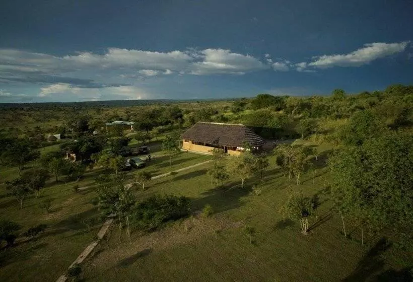 هتل Bwana Tembo Safari Lodge