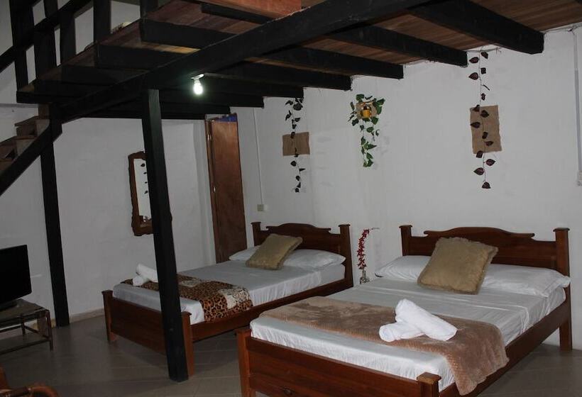 בית מלון כפרי Europa Ecotours