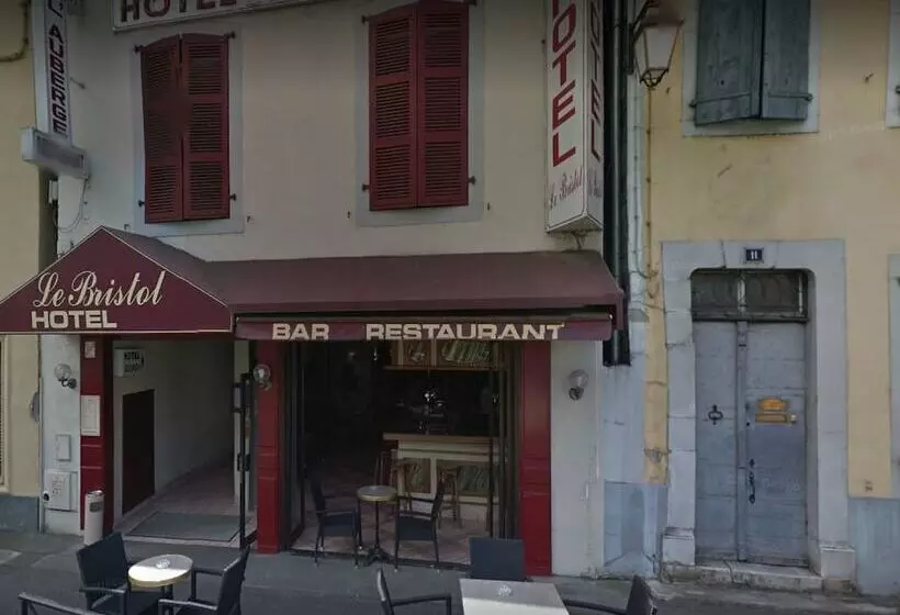 Hotelli Hôtel Le Bristol