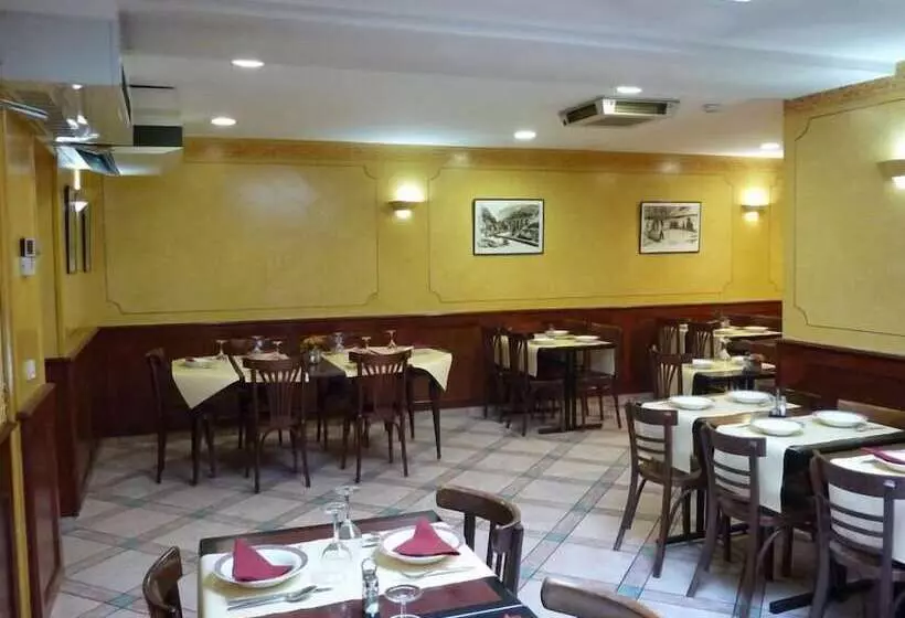 Hotelli Hôtel Le Bristol