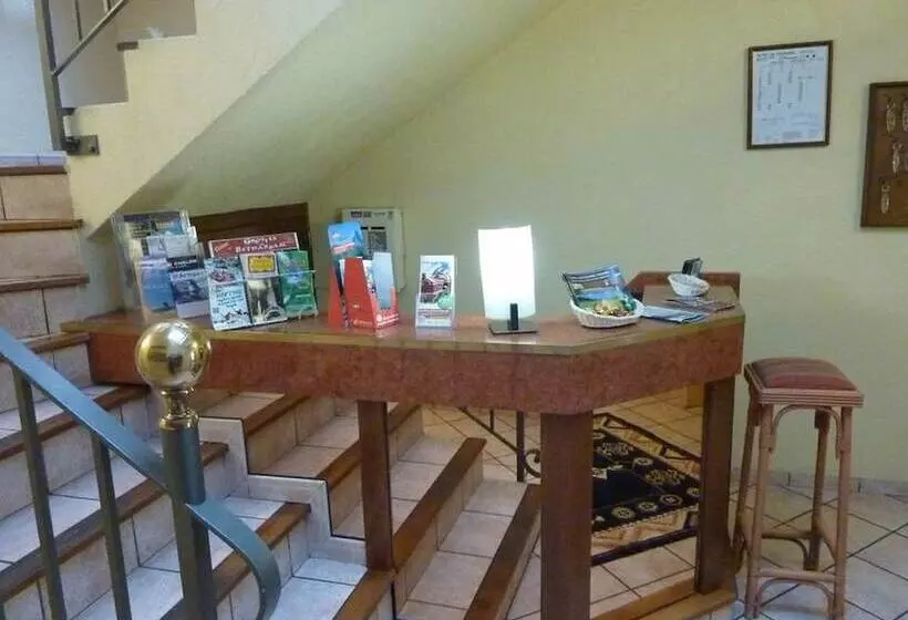 Hotelli Hôtel Le Bristol