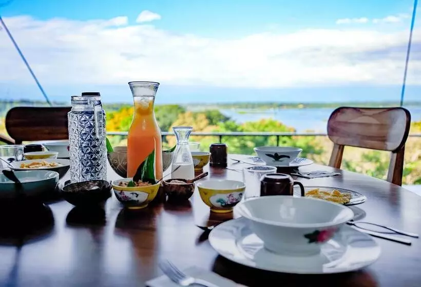 ホテル La Loma Jungle Lodge