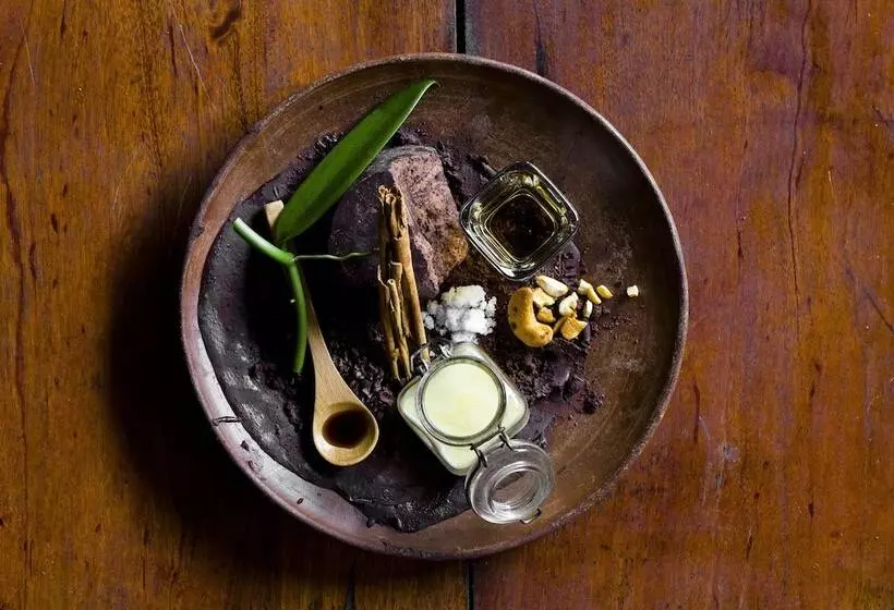 ホテル La Loma Jungle Lodge