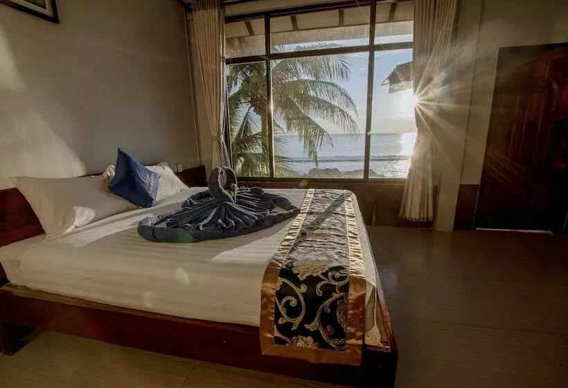 هتل Lagoon Ngapali Beach Lodge