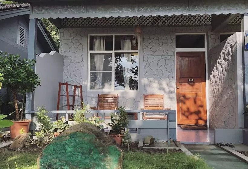 هتل Lagoon Ngapali Beach Lodge