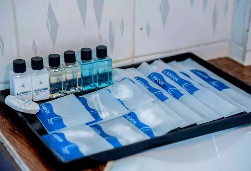 هتل Lagoon Ngapali Beach Lodge