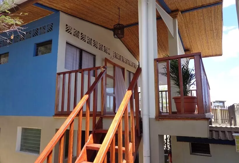 ホテル Myrinamar B&b Hostal