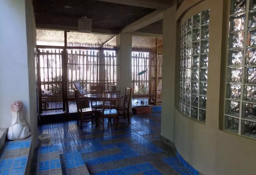 ホテル Myrinamar B&b Hostal