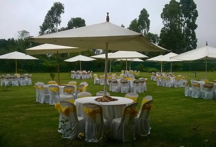 هتل Ol Donyo Sabuk Resort