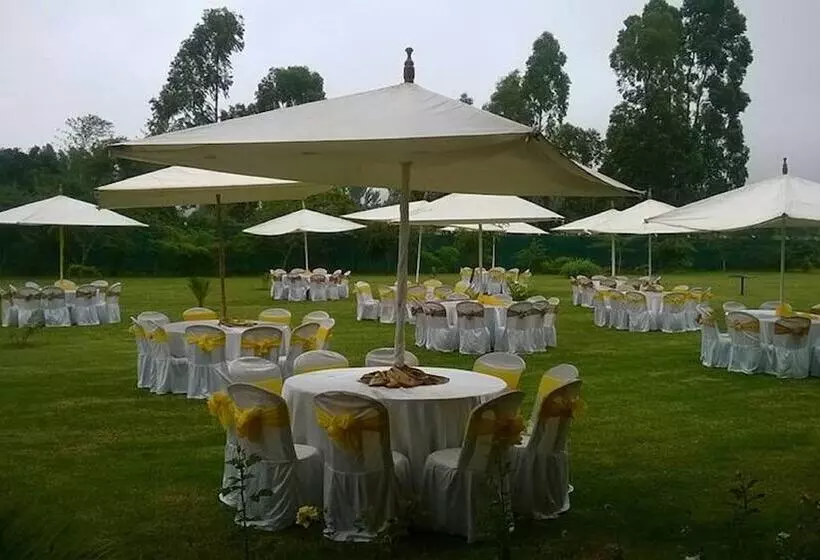 هتل Ol Donyo Sabuk Resort