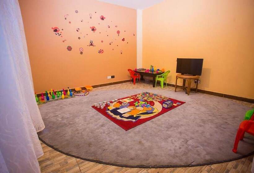 هتل Ol Donyo Sabuk Resort