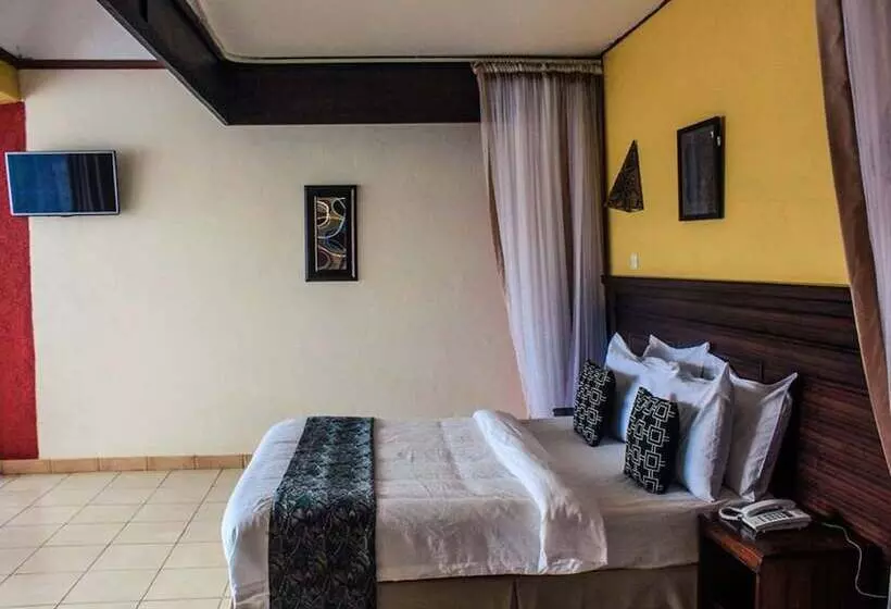 هتل Ol Donyo Sabuk Resort