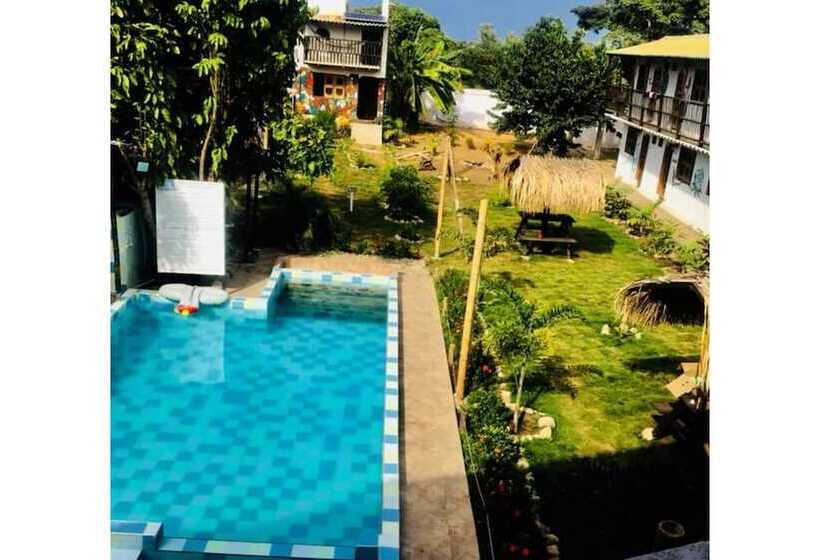 هتل Palomino Hostel By T2l