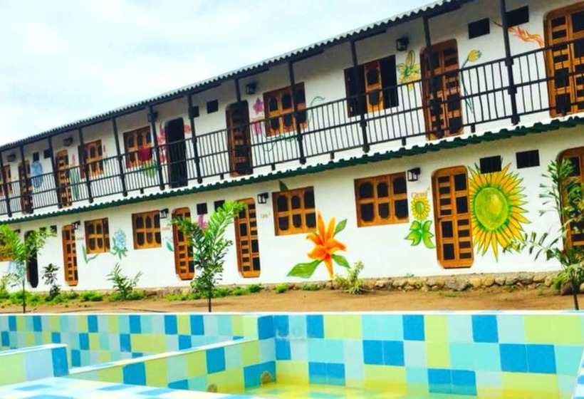 هتل Palomino Hostel By T2l