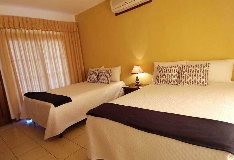 هتل The Hook Lodge