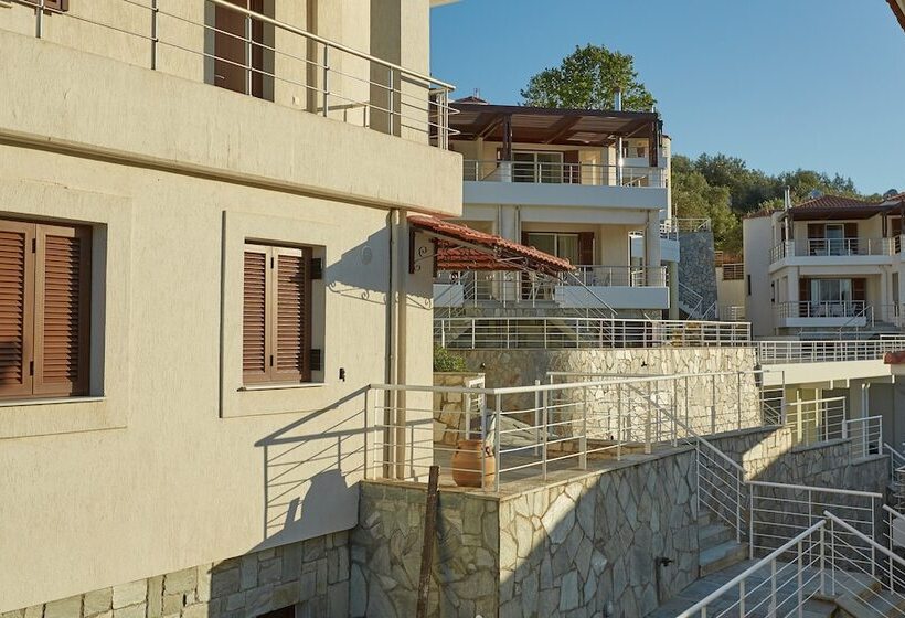 Olivia Sports And Sea