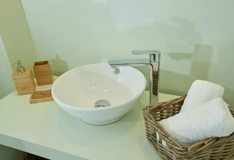 Olivia Sports And Sea