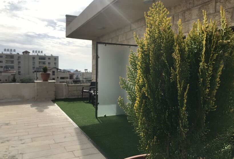 پانسیون Eli Guest House