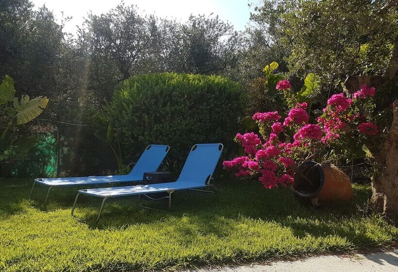 ペンション Elia Guesthouse