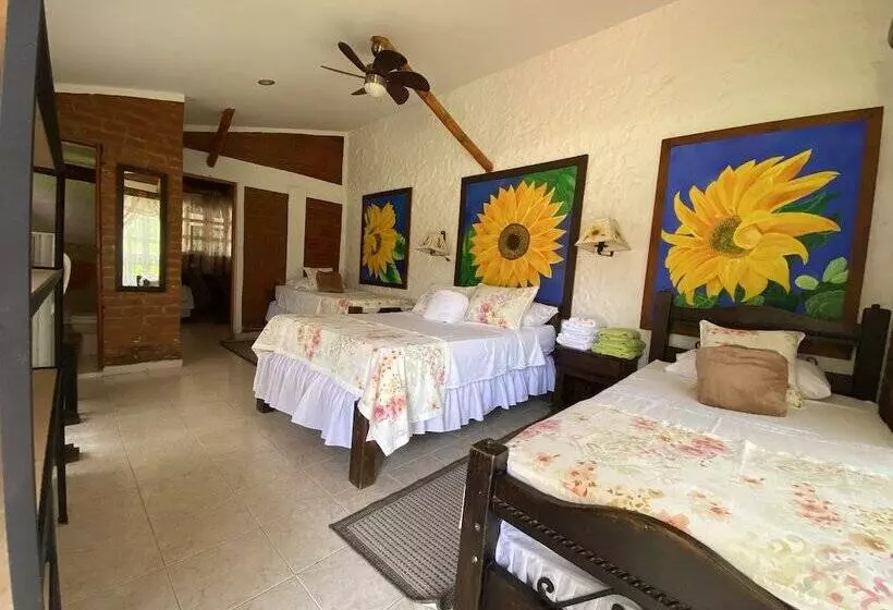 Majatalo Finca Hotel Villaluzandi