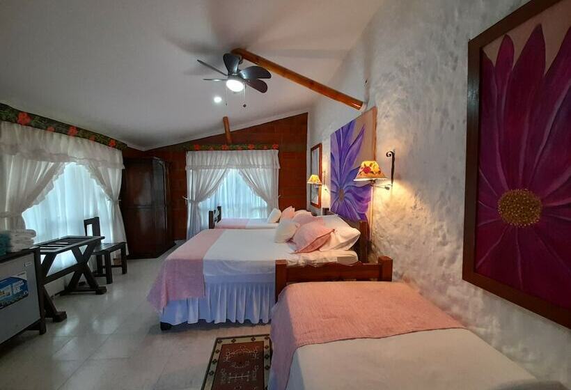 ペンション Finca Hotel Villaluzandi