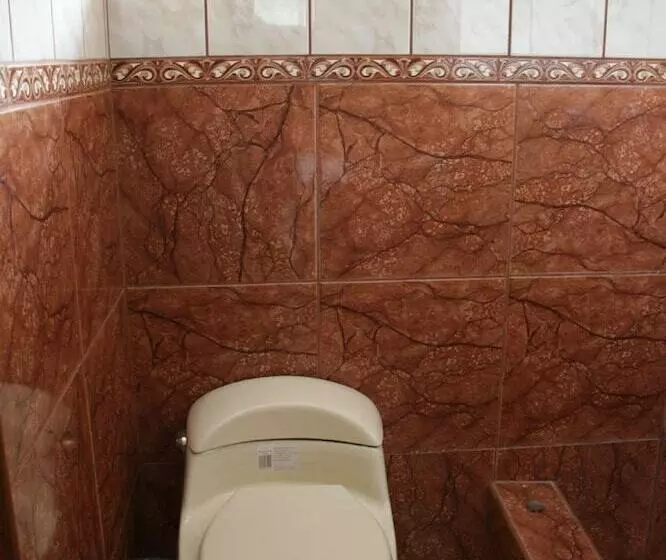 پانسیون La Escondida