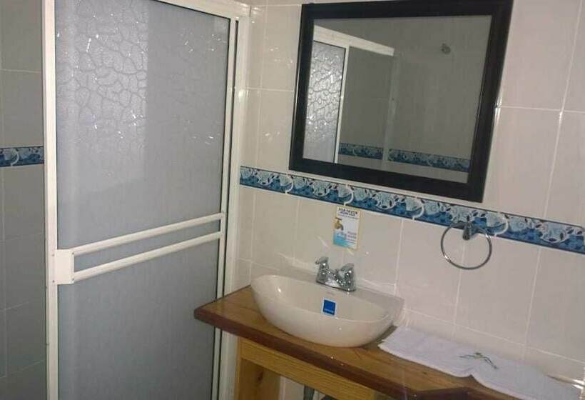 پانسیون Mary & Matt Lodge