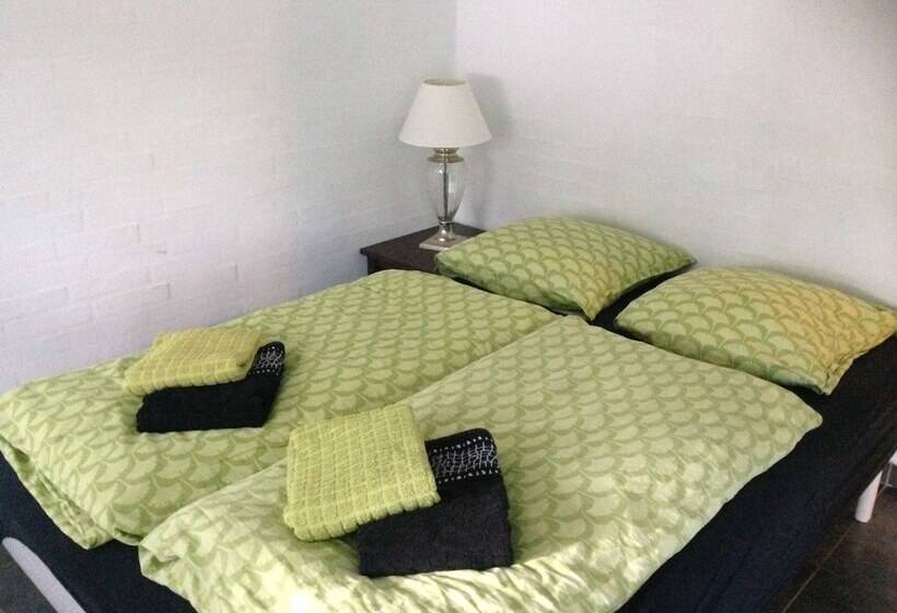 øster Vaaen Bed And Breakfast