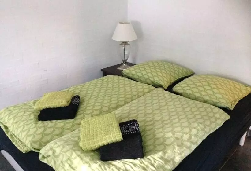 øster Vaaen Bed And Breakfast