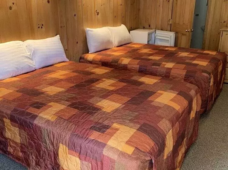 Whippoorwill Motel & Campsites