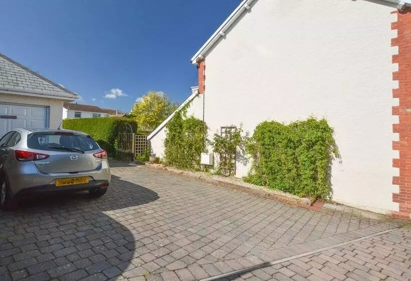 Cloudbreak Braunton 4 Bedroom, Sleeps 8, Dog Friendly