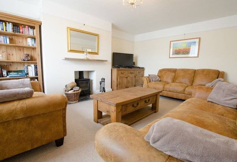 Cloudbreak Braunton 4 Bedroom, Sleeps 8, Dog Friendly