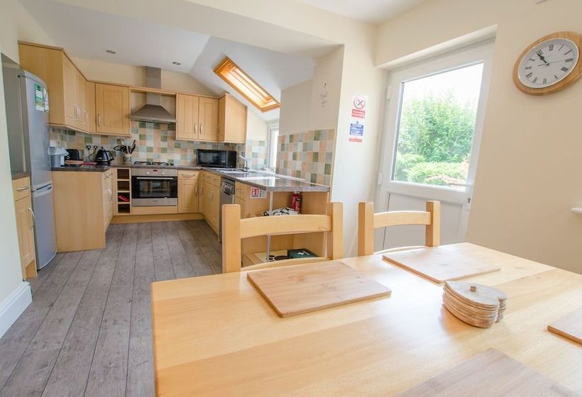 Cloudbreak Braunton 4 Bedroom, Sleeps 8, Dog Friendly