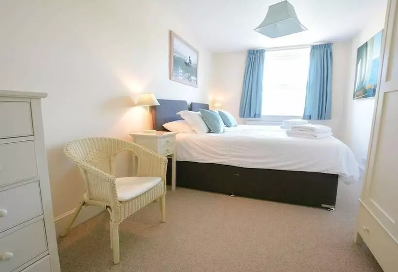 Cloudbreak Braunton 4 Bedroom, Sleeps 8, Dog Friendly