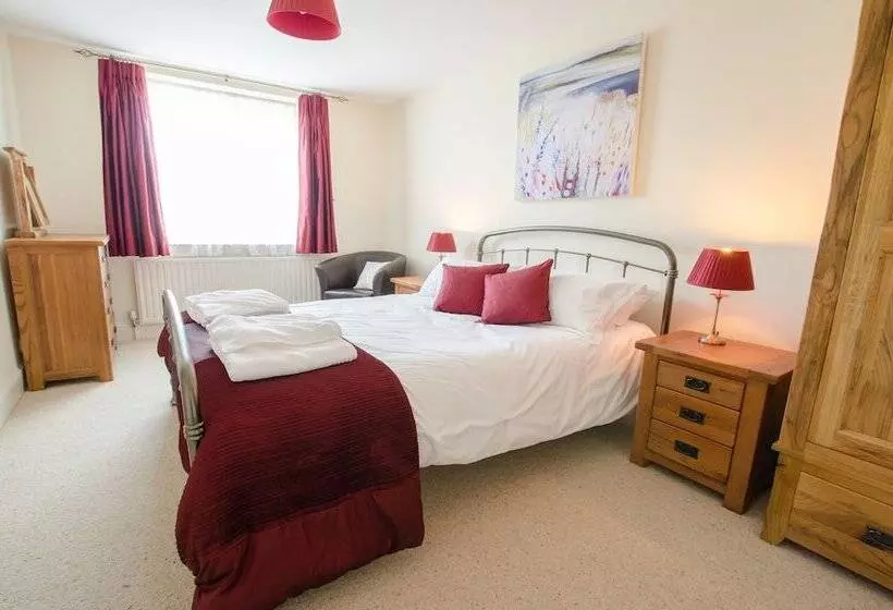 Cloudbreak Braunton 4 Bedroom, Sleeps 8, Dog Friendly
