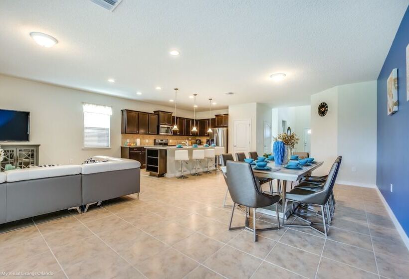 H8875 Ultimate Brand New 8bedroom 6bathroom Resort