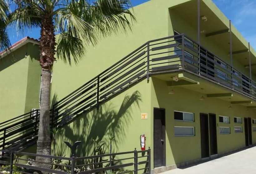 בית מלון כפרי Azteca Inn