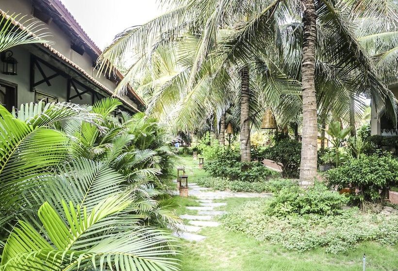 Hotel Hon Ba Lagi Beach Resort