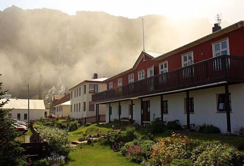 هتل Hótel Djúpavík