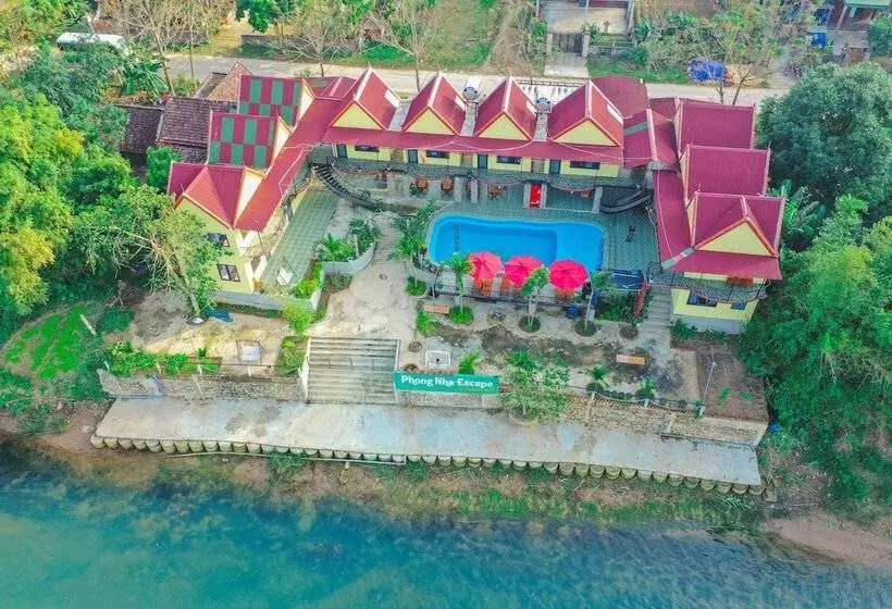 هتل Phong Nha Escape Bungalow