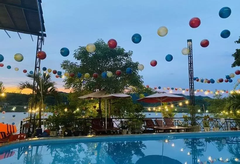 هتل Phong Nha Escape Bungalow