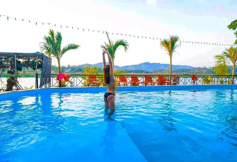 هتل Phong Nha Escape Bungalow