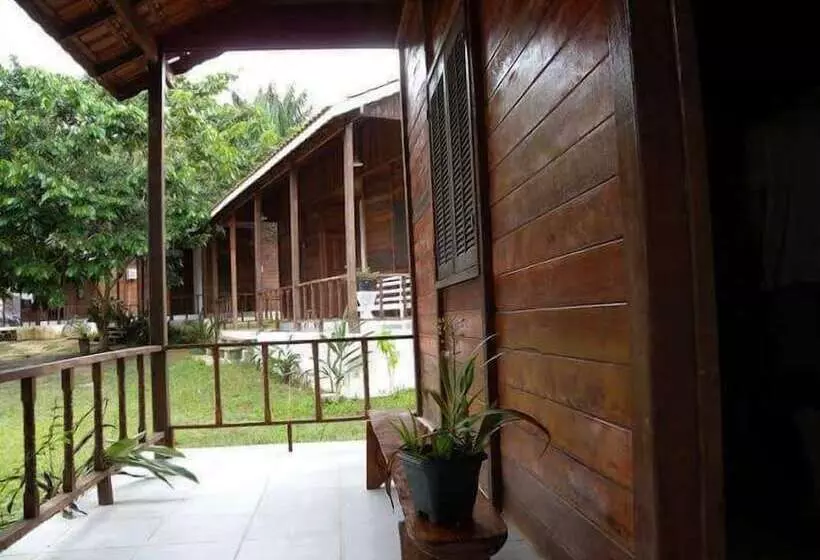 Hotelli Pousada Aldeia Mari Mari Amazon Lodge