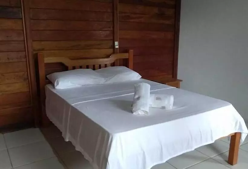Hotelli Pousada Aldeia Mari Mari Amazon Lodge