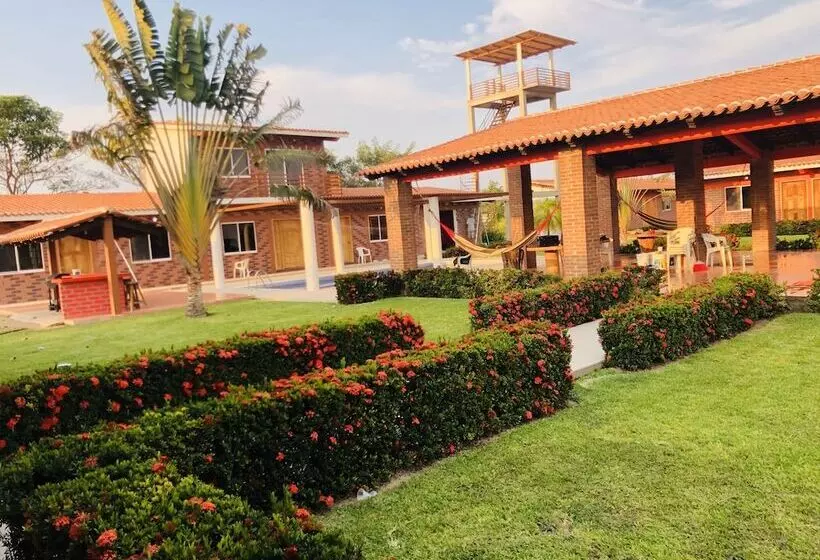 Hotelli Rancho Santa Maria