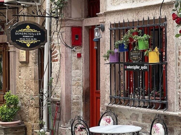 هتل şekercigiller