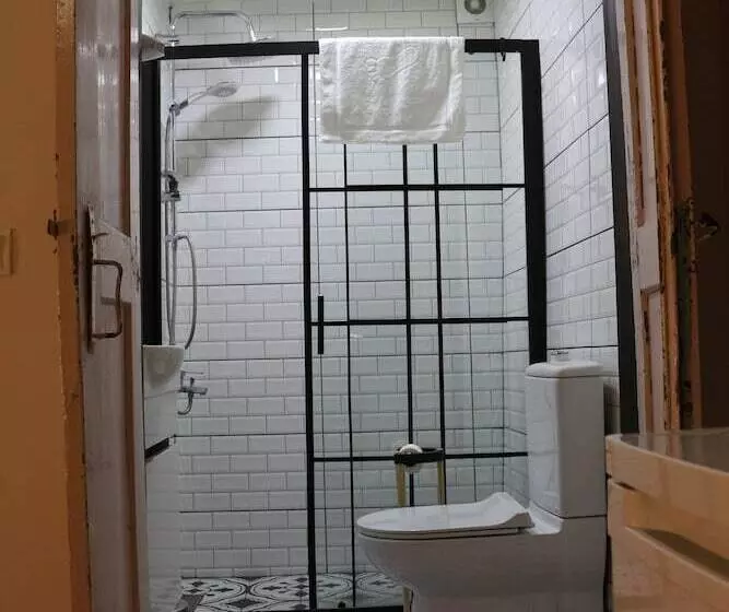 هتل şekercigiller