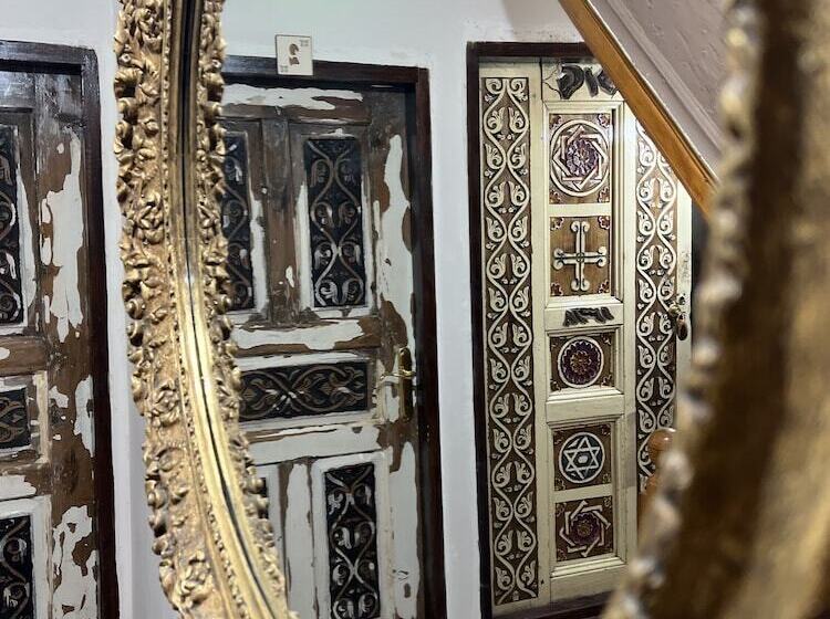 هتل şekercigiller